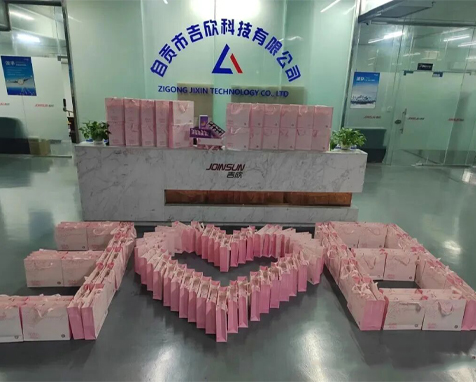 致敬她力量，，，开放她风采——MS - 美狮贵宾会科技进行庆！！！叭恕惫矢九谥魈饣疃